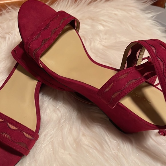 5 pairs of shoes - Picture 8 of 8